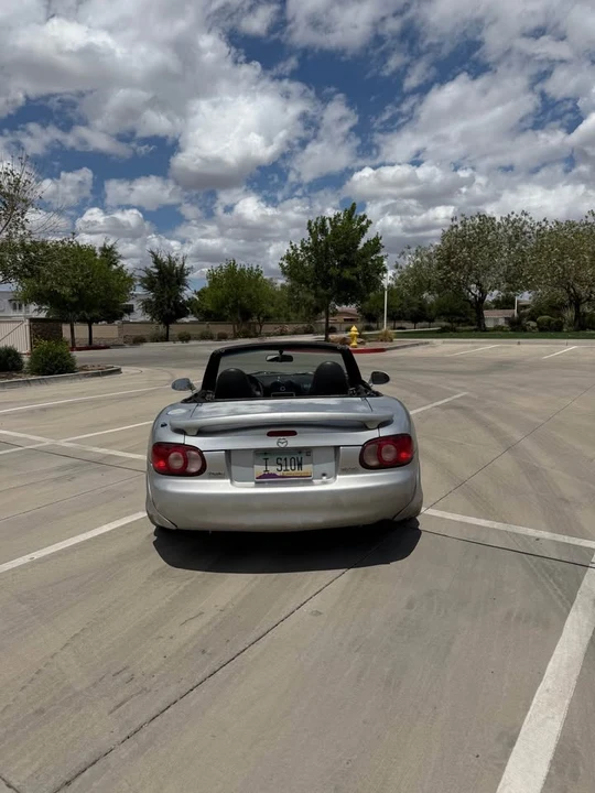 2003 Mazda NB MX-5 Miata - Image 2 of 12