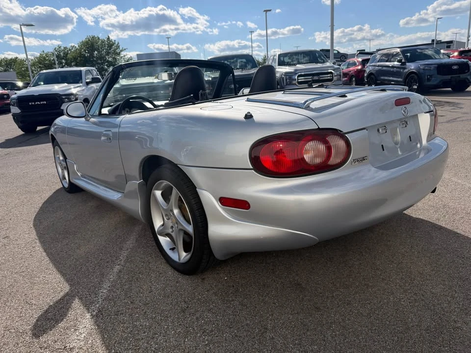 2003 Mazda NB MX-5 Miata - Image 8 of 12