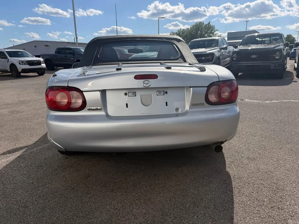 2003 Mazda NB MX-5 Miata - Image 4 of 12