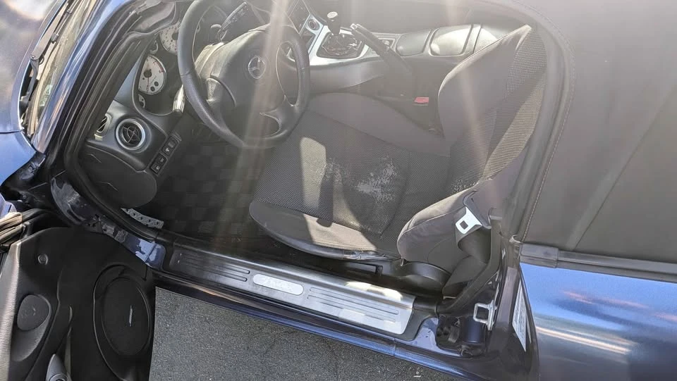 2003 Mazda NB MX-5 Miata - Image 9 of 16
