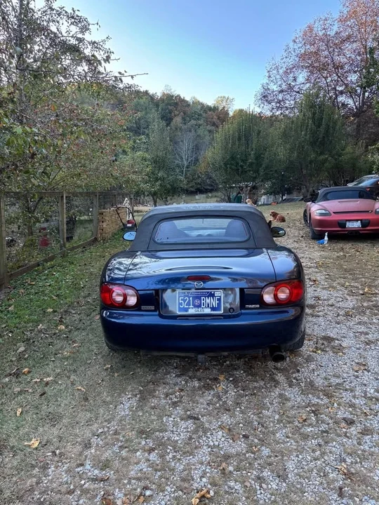 2003 Mazda NB MX-5 Miata - Image 5 of 19