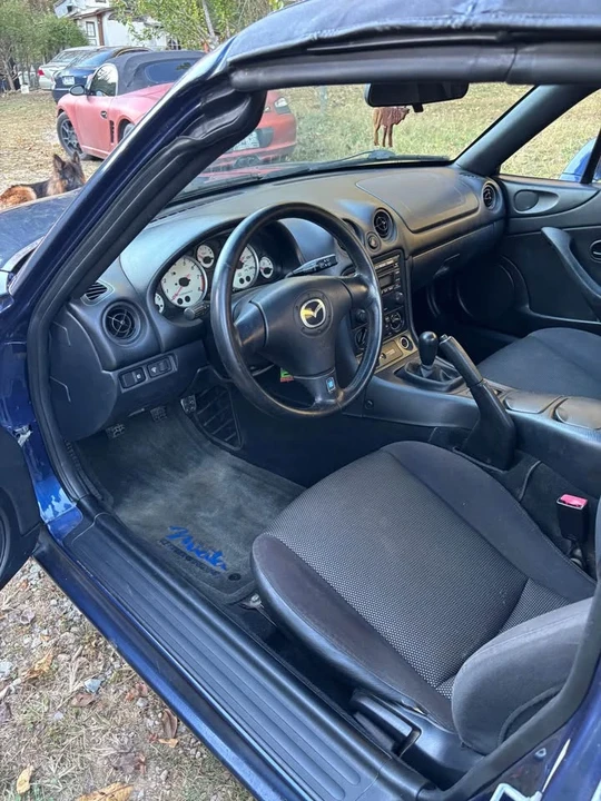 2003 Mazda NB MX-5 Miata - Image 8 of 19