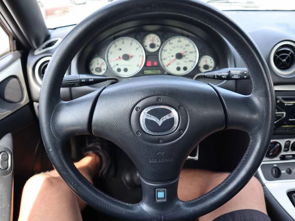 2003 Mazda NB MX-5 Miata - Image 10 of 20