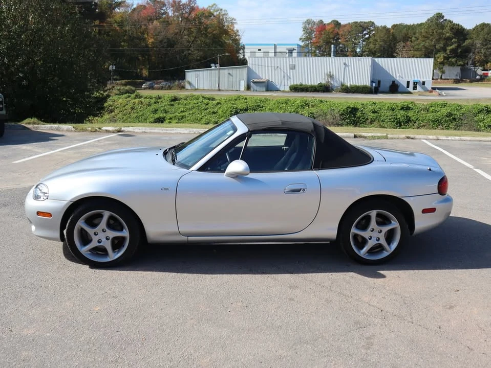 2003 Mazda NB MX-5 Miata - Image 15 of 20