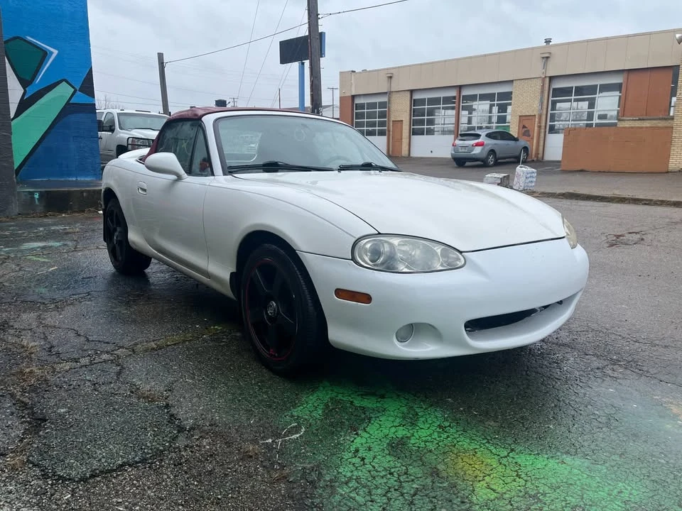 2003 Mazda NB MX-5 Miata - Image 4 of 8
