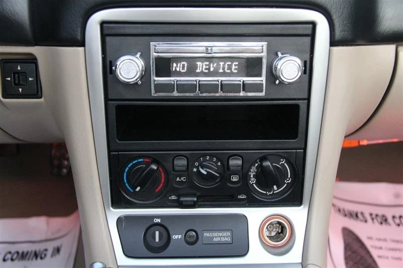 2003 Mazda NB MX-5 Miata - Image 18 of 20