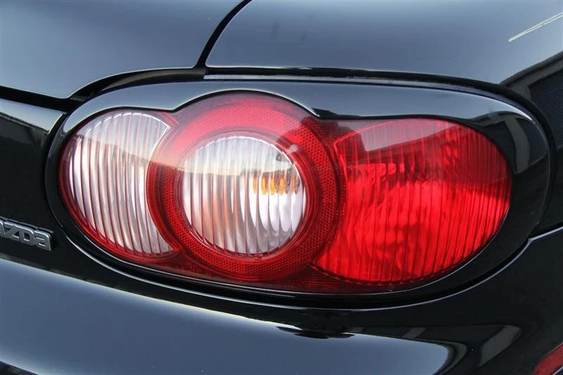 2003 Mazda NB MX-5 Miata - Image 11 of 20