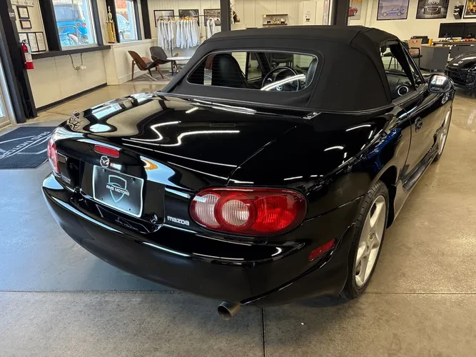 2003 Mazda NB MX-5 Miata - Image 4 of 13