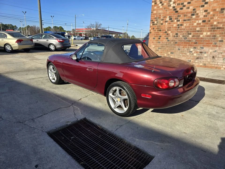 2003 Mazda NB MX-5 Miata - Image 4 of 11