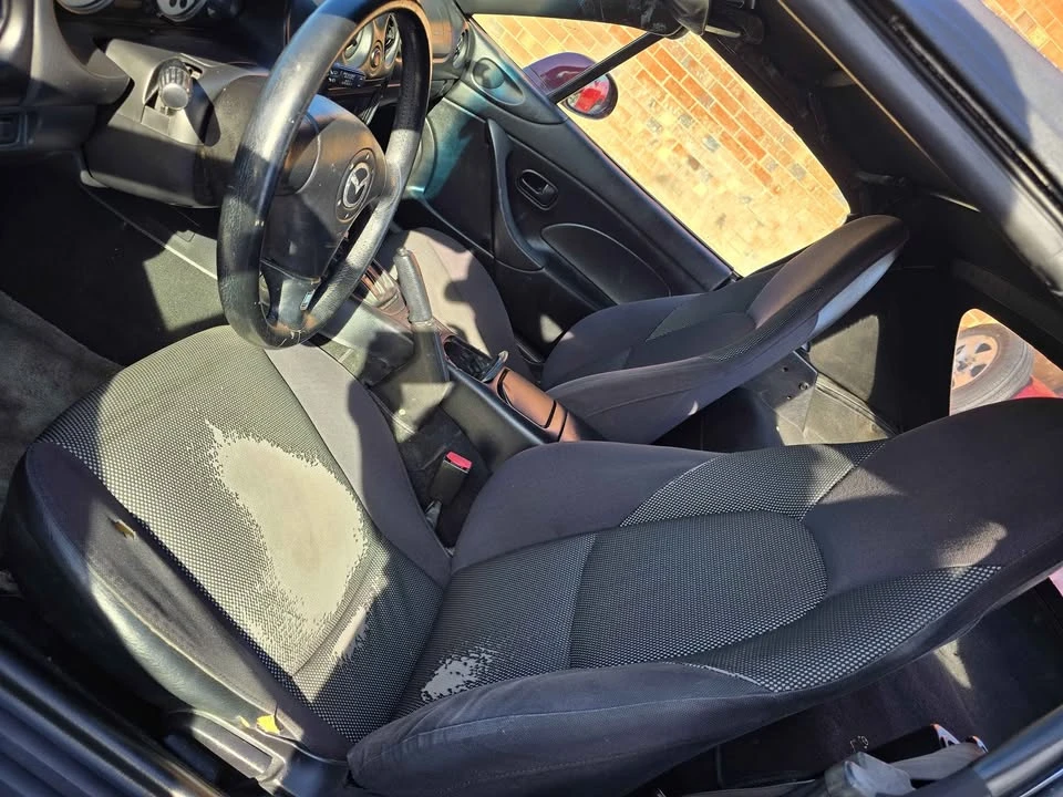 2003 Mazda NB MX-5 Miata - Image 6 of 11