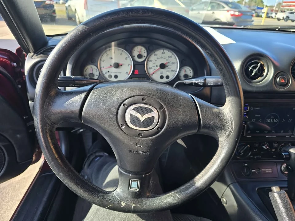 2003 Mazda NB MX-5 Miata - Image 10 of 11