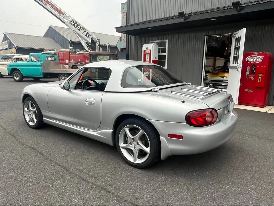2003 Mazda NB MX-5 Miata - Image 3 of 19