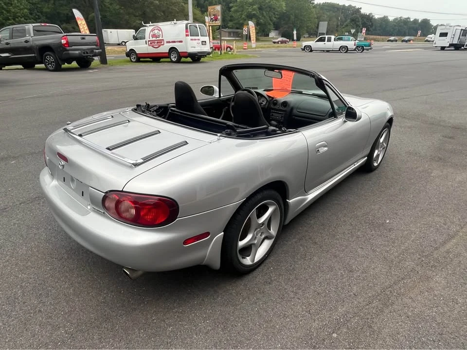 2003 Mazda NB MX-5 Miata - Image 11 of 19