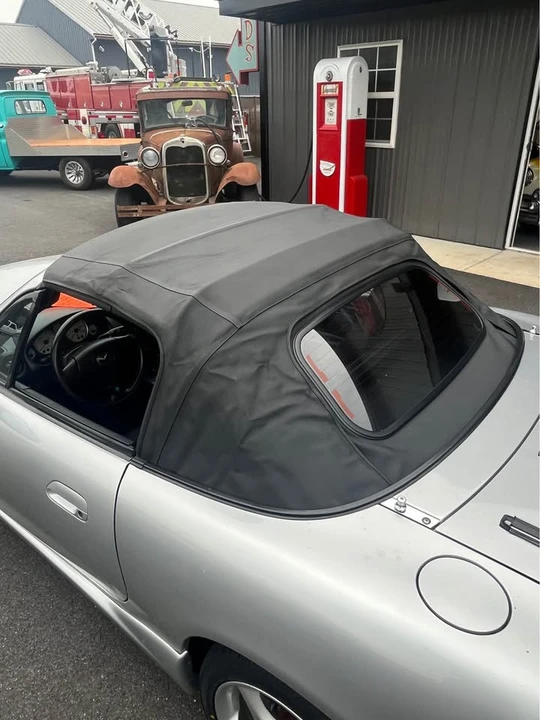 2003 Mazda NB MX-5 Miata - Image 15 of 19