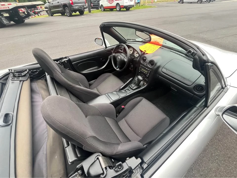 2003 Mazda NB MX-5 Miata - Image 12 of 19