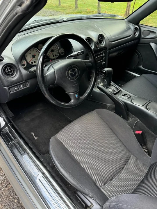 2003 Mazda NB MX-5 Miata - Image 10 of 14