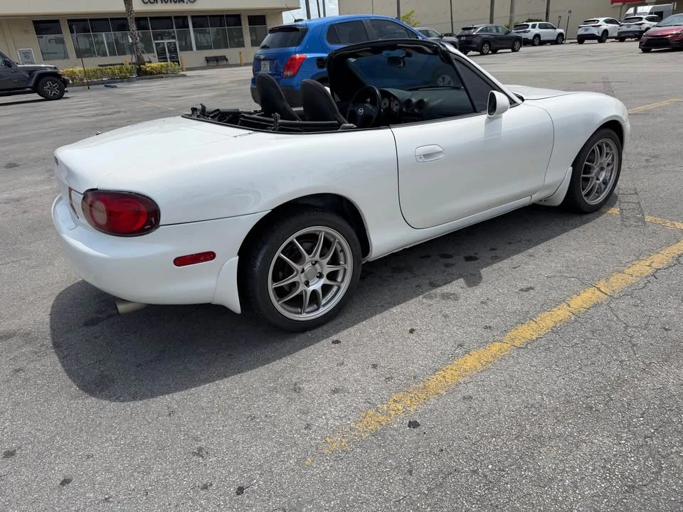 2003 Mazda NB MX-5 Miata - Image 4 of 7