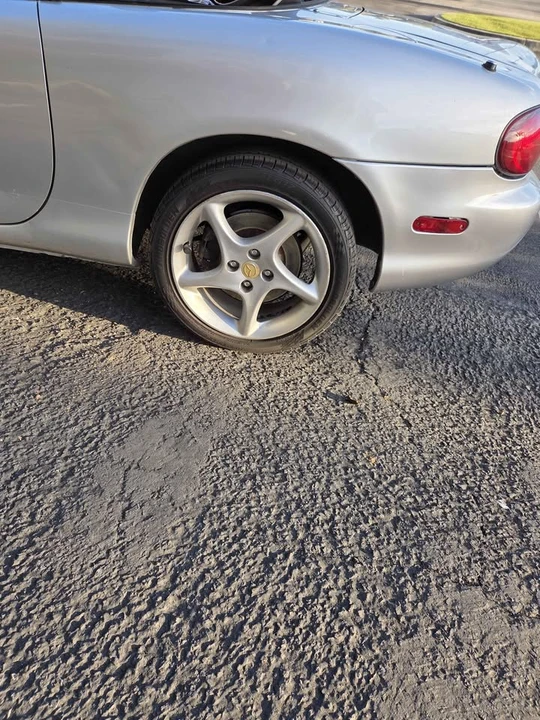 2003 Mazda NB MX-5 Miata - Image 9 of 13