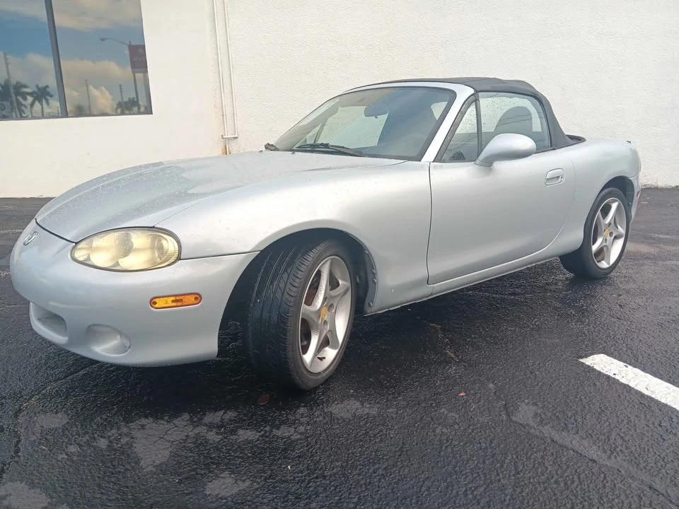 2003 Mazda NB MX-5 Miata - Image 2 of 17