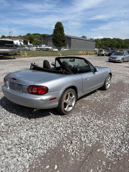 2003 Mazda NB MX-5 Miata - Image 4 of 6