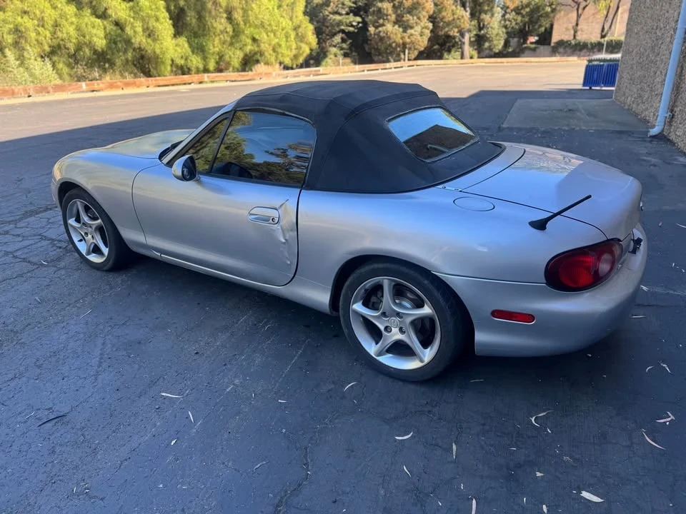 2003 Mazda NB MX-5 Miata - Image 4 of 10