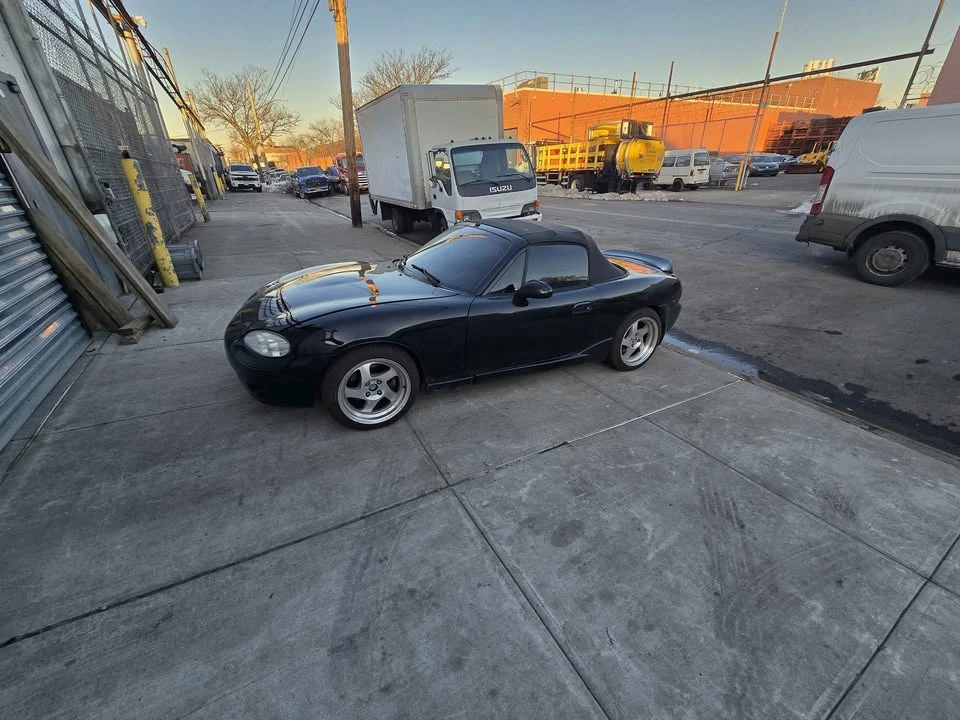 2003 Mazda NB MX-5 Miata - Image 2 of 9