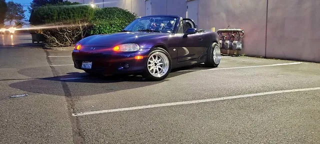 2003 Mazda MX-5 Miata RF Launch Edition SV