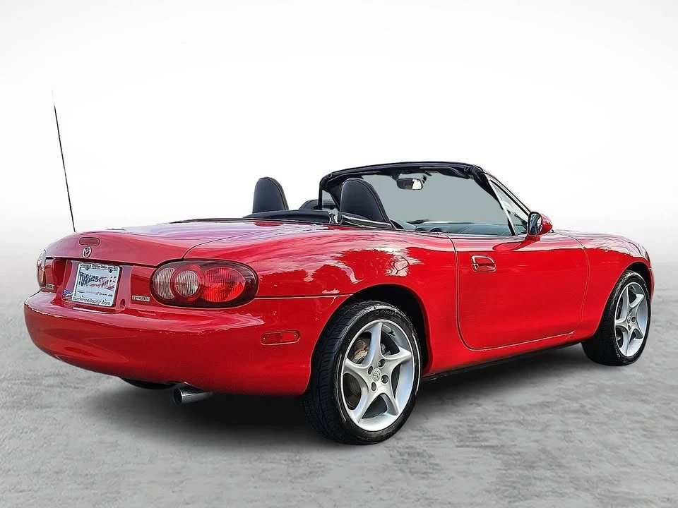 2003 Mazda NB MX-5 Miata - Image 5 of 20