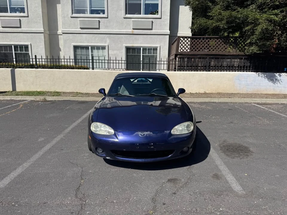 2003 Mazda NB MX-5 Miata - Image 2 of 11