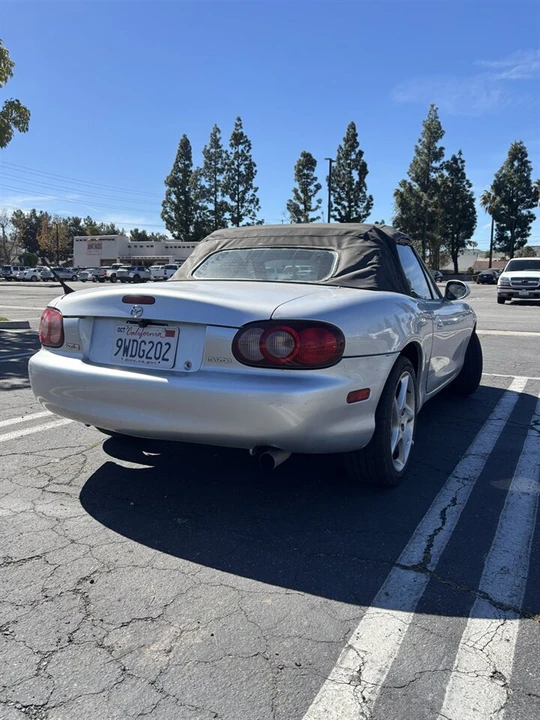 2003 Mazda NB MX-5 Miata - Image 8 of 17