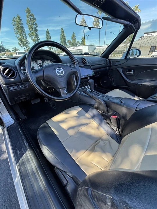2003 Mazda NB MX-5 Miata - Image 12 of 17