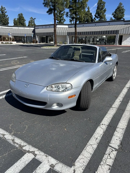 2003 Mazda NB MX-5 Miata - Image 2 of 17