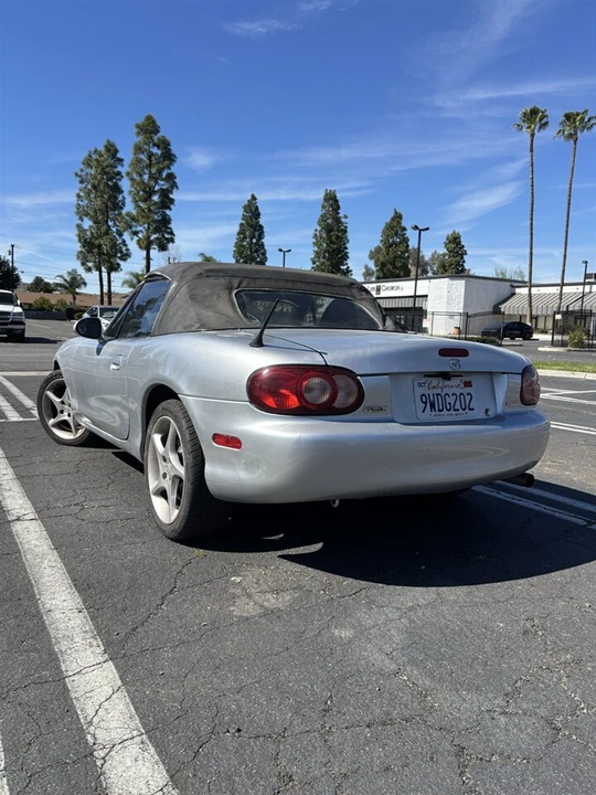 2003 Mazda NB MX-5 Miata - Image 7 of 17