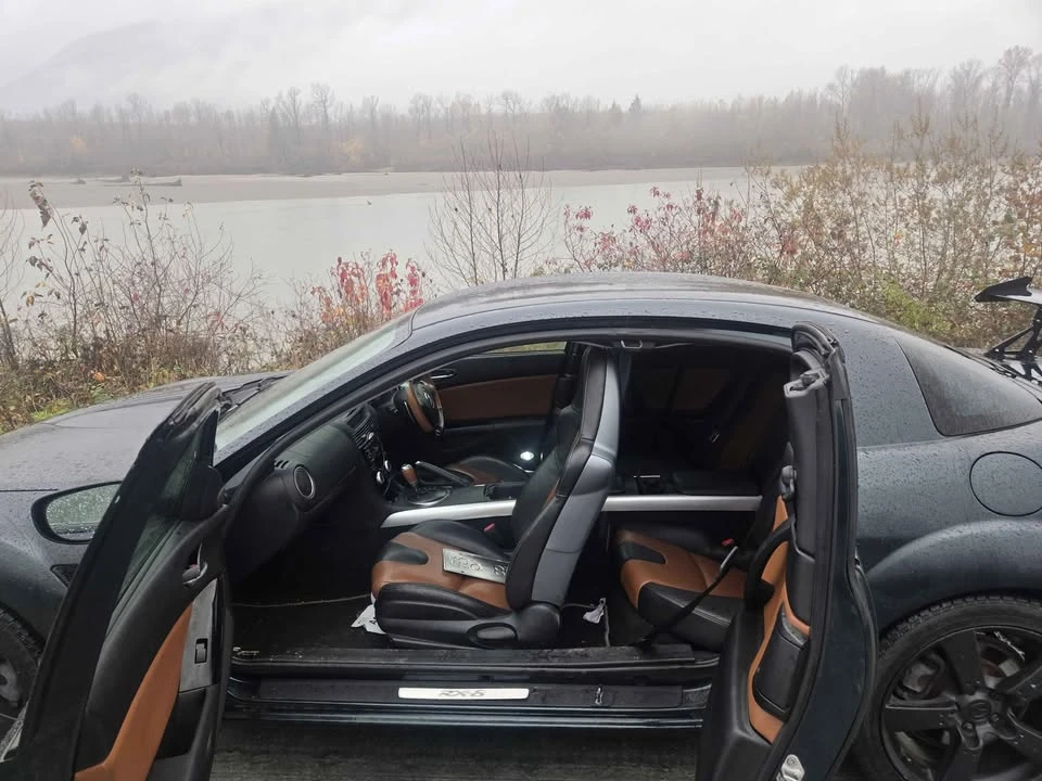 2003 Mazda RX-8 1st Gen - Image 11 of 13