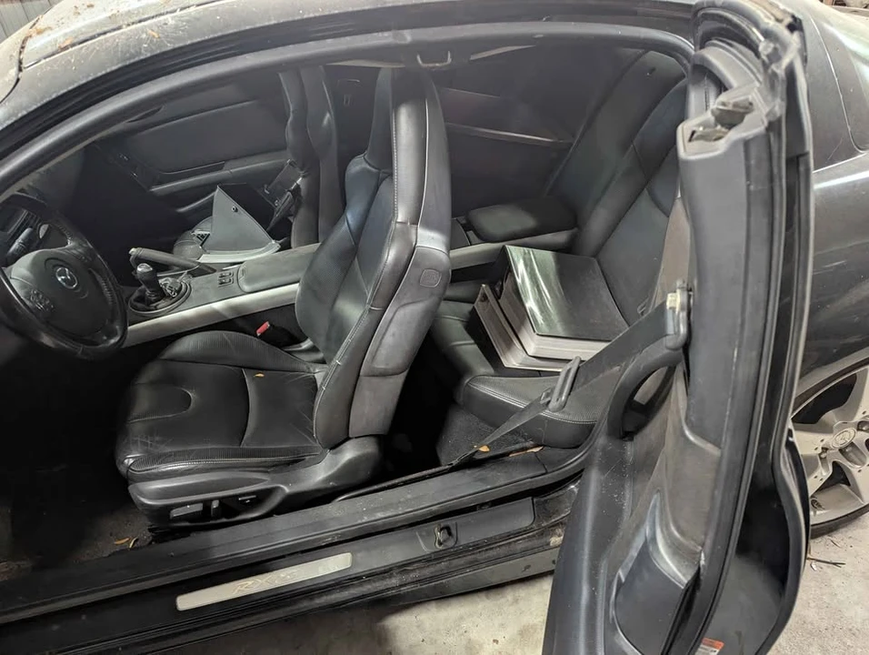 2003 Mazda RX-8 1st Gen - Image 4 of 5