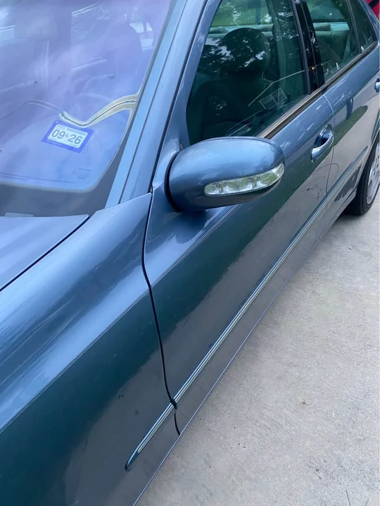2003 Mercedes-Benz W124 E-Class - Image 2 of 5
