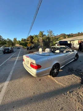 2003 Mercedes-Benz 300 D Sedan 4D