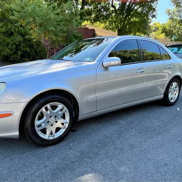 2003 Mercedes-Benz E320 Sedan