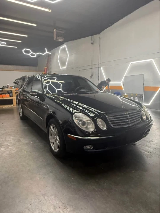 2003 Mercedes-Benz W211 E-Class - Image 2 of 8