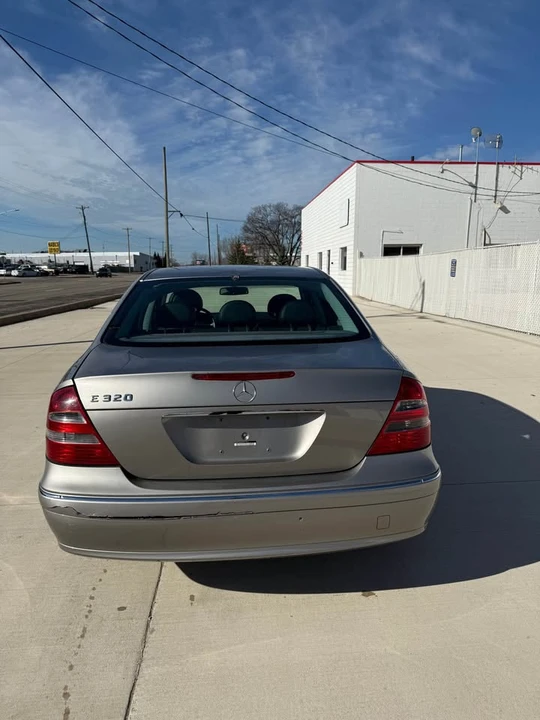 2003 Mercedes-Benz W211 E-Class - Image 7 of 16