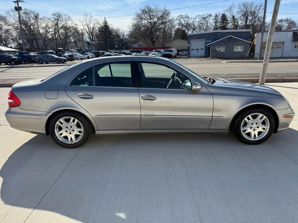 2003 Mercedes-Benz W211 E-Class - Image 2 of 16
