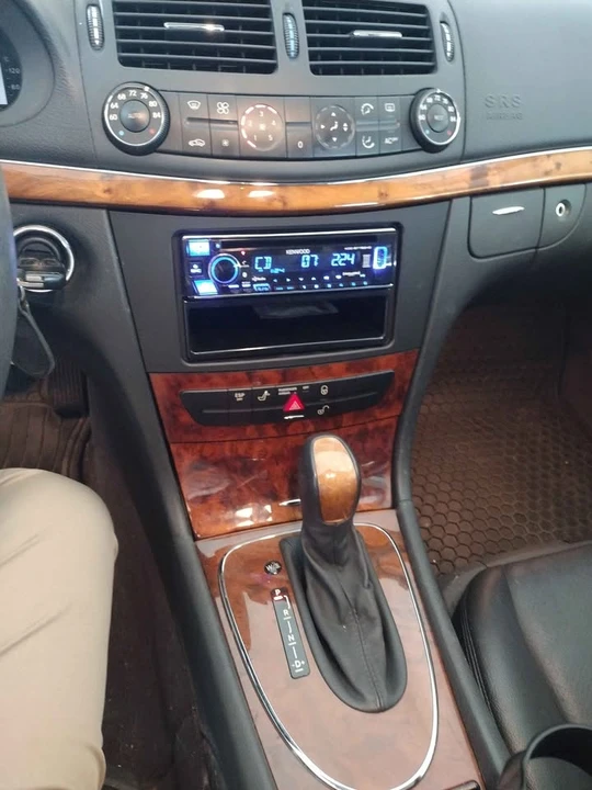 2003 Mercedes-Benz W220 S-Class - Image 8 of 9