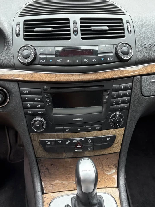 2003 Mercedes-Benz W210 E-Class - Image 8 of 9