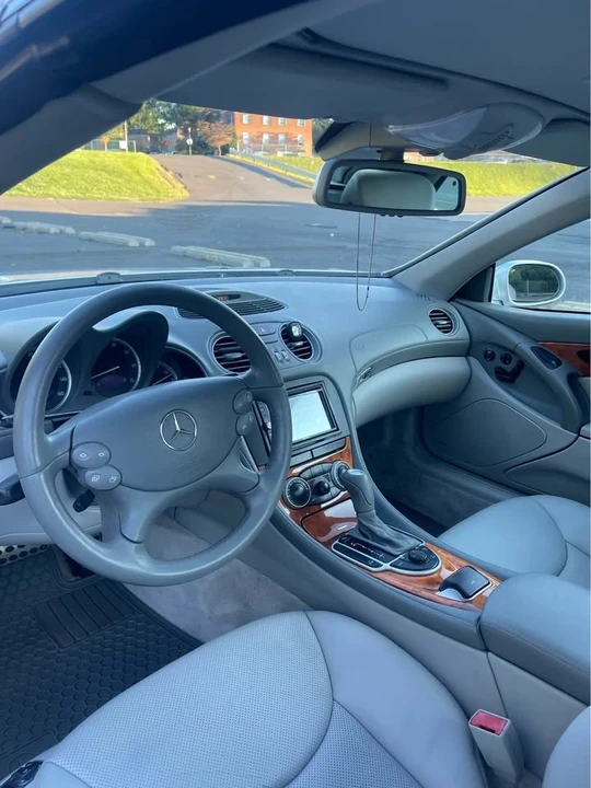 2003 Mercedes-Benz R230 SL-Class - Image 10 of 17