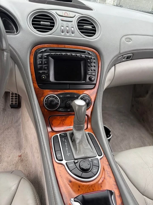 2003 Mercedes-Benz R230 SL-Class - Image 6 of 9