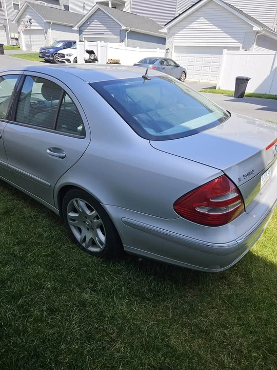 2003 Mercedes-Benz W211 E-Class - Image 2 of 5