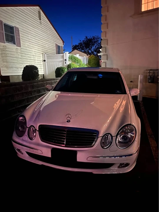 2003 Mercedes-Benz W211 E-Class - Image 8 of 11