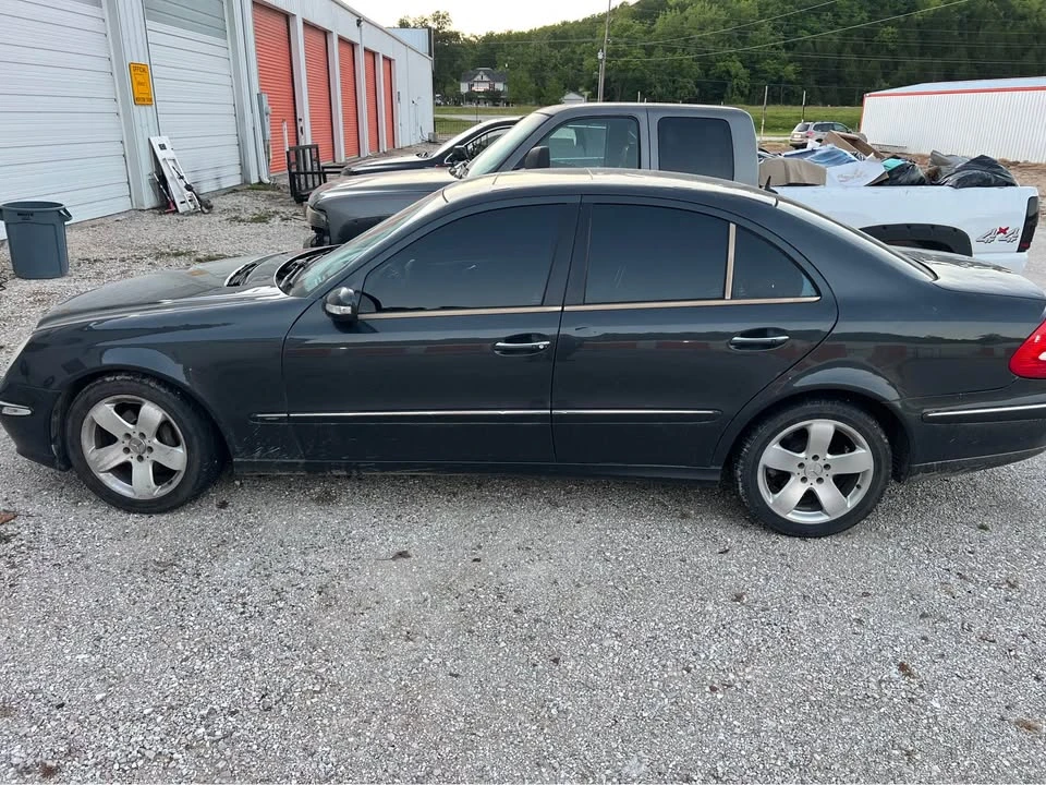 2003 Mercedes-Benz W211 E-Class - Image 2 of 4