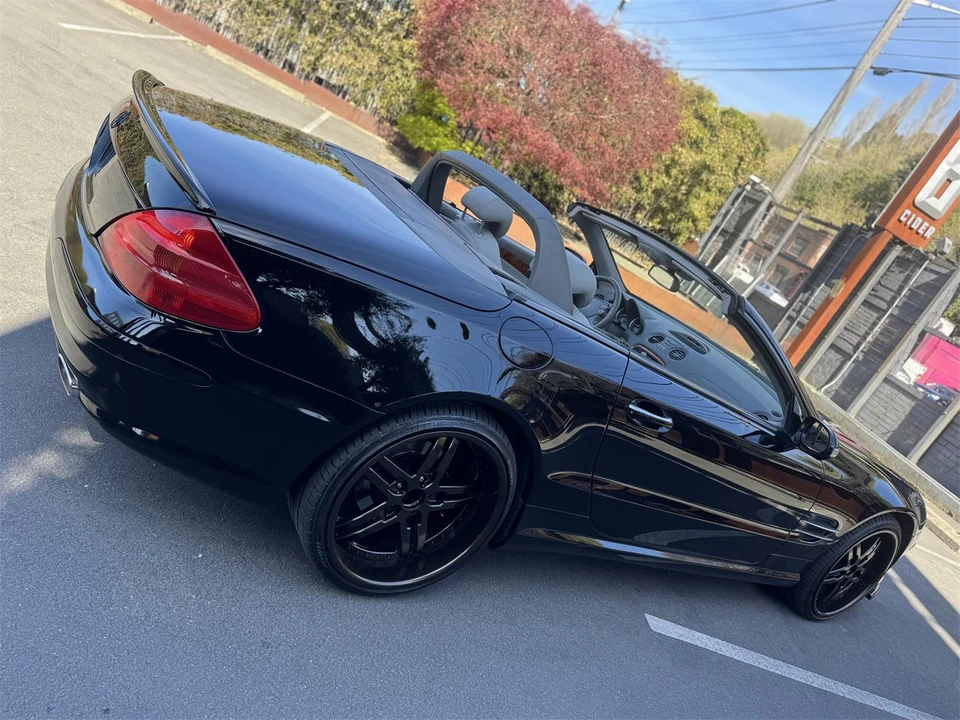 2003 Mercedes-Benz R230 SL-Class - Image 18 of 31