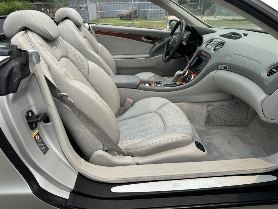 2003 Mercedes-Benz - Image 16 of 31